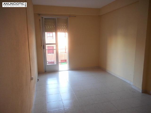 Apartamento en alquiler en c&aacute;ceres