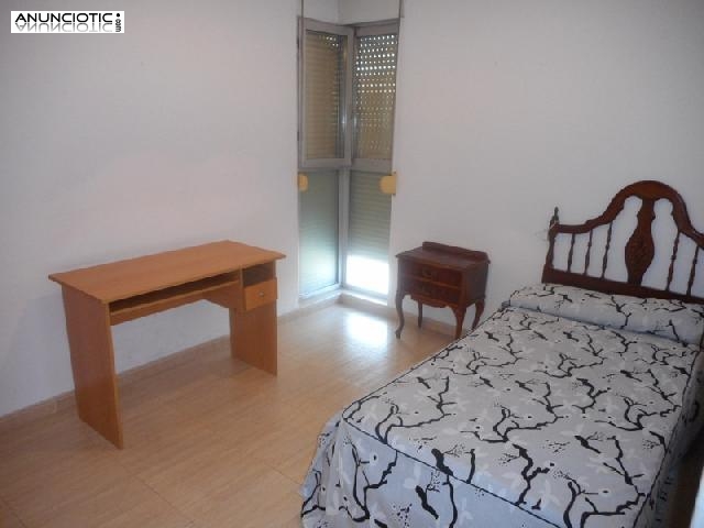 Piso de 93 m en mulhacen, c&aacute;ceres