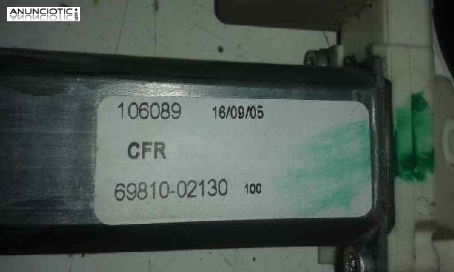 Elevalunas delantero derecho 3393490