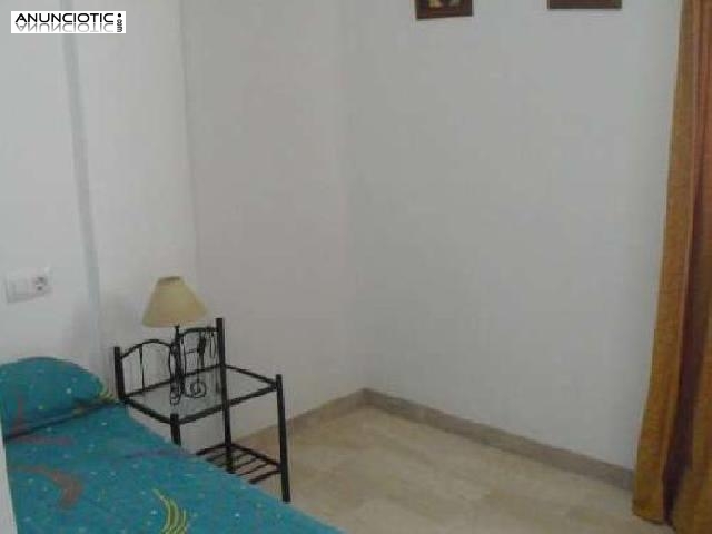 Se alquila 2 piso con ascensor muy luminoso 