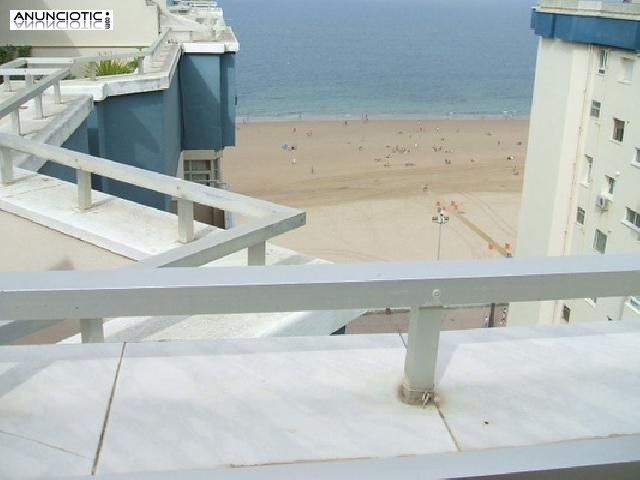 Precioso &aacute;tico en la playa