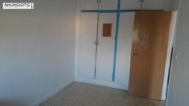 Estaci&oacute;n central &aacute;tico sin amueblar