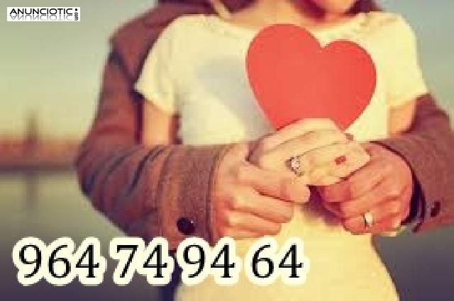   Videntes y tarotistas reales y certeros 15min&nbsp;4.40�