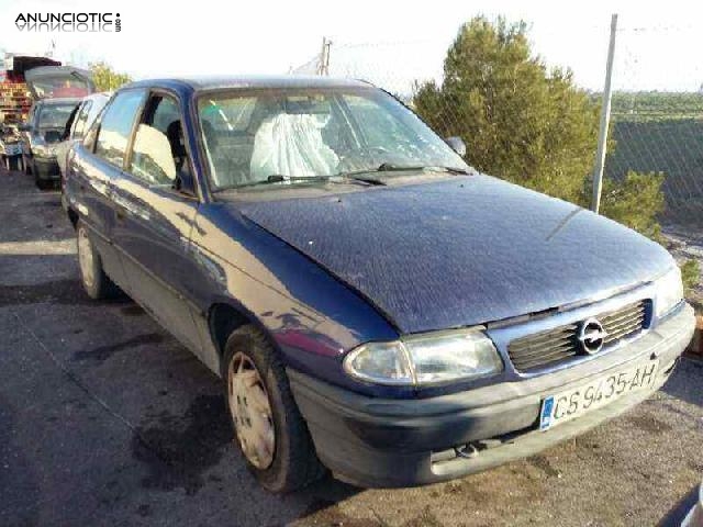 388906 faro opel astra f berlina b&aacute;sico