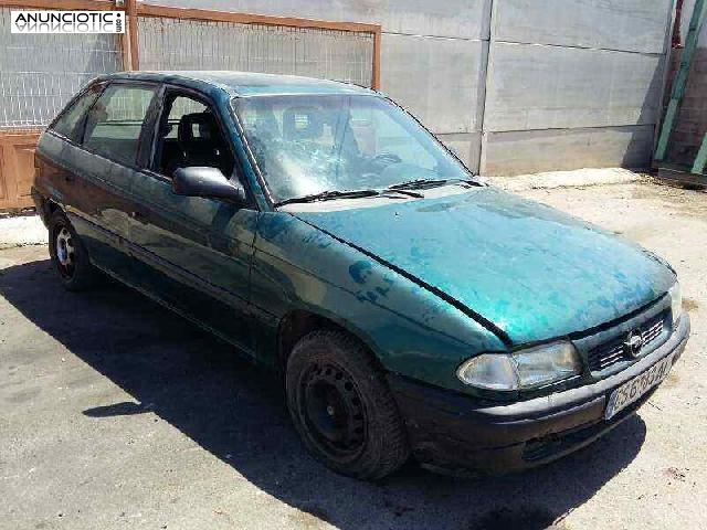 347826 faro opel astra f berlina b&aacute;sico