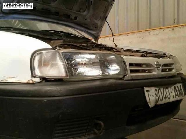 306556 faro nissan primera