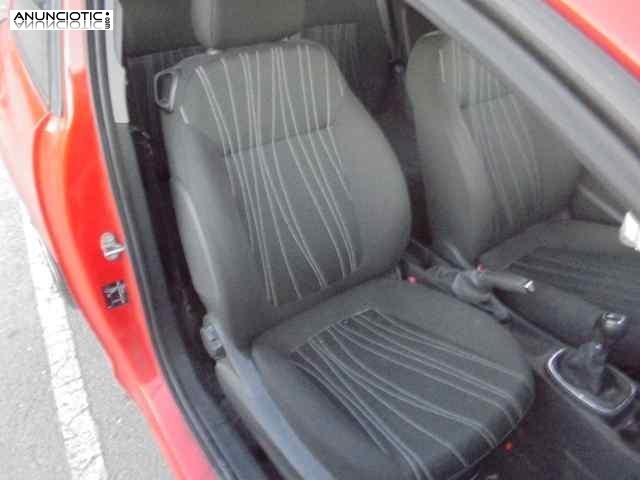 Asiento delantero derecho 3989466 opel