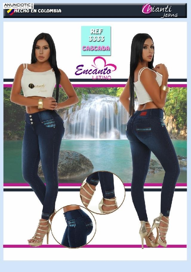 Con push-up te ofrece Encanto Latino Jeans.