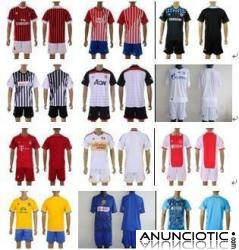 Camiseta de alta calidad de f&uml;&sup2;tbol a un precio asequible