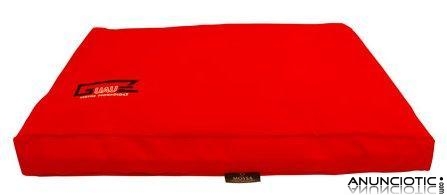 GuauZ Cama antimanchas antialergias viscoel&aacute;stica perros Roja