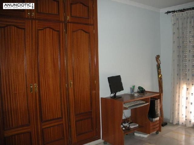 Se vende piso en paseo mar&iacute;timo