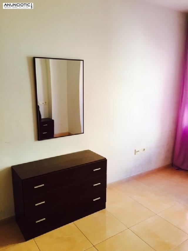 Se alquila piso de 1 habitaci&oacute;n , cocina , sal
