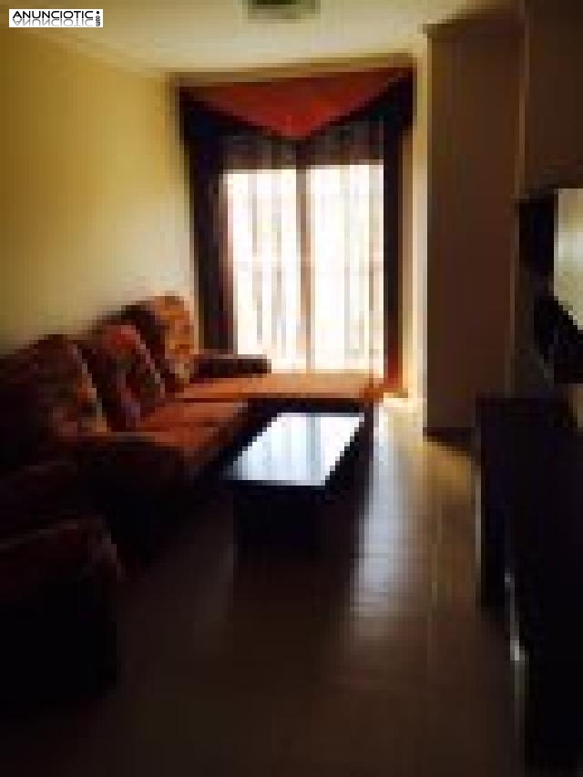 Se alquila bonito piso de 2 dormitorios, 2 ba&ntilde;
