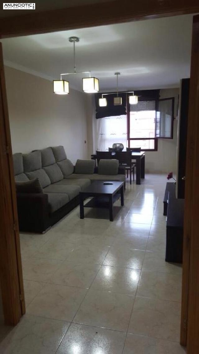 Se alquila bonito piso de 1 dormitorio ba&ntilde;o 