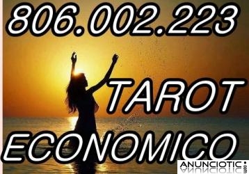 Tarot econ&oacute;mico de Carmen Sanz 0.42 c&eacute;ntimos minuto desde fijo