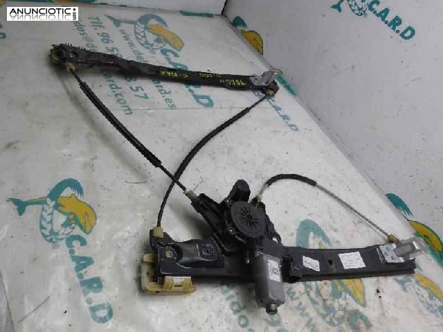 Elevalunas delantero derecho 3062339