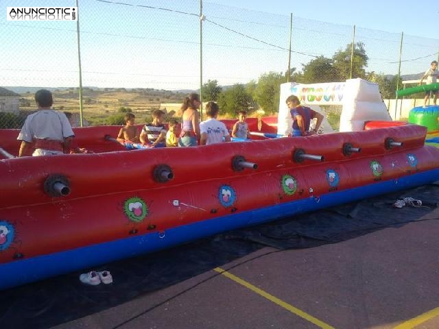 Futbol&iacute;n humano en alquiler
