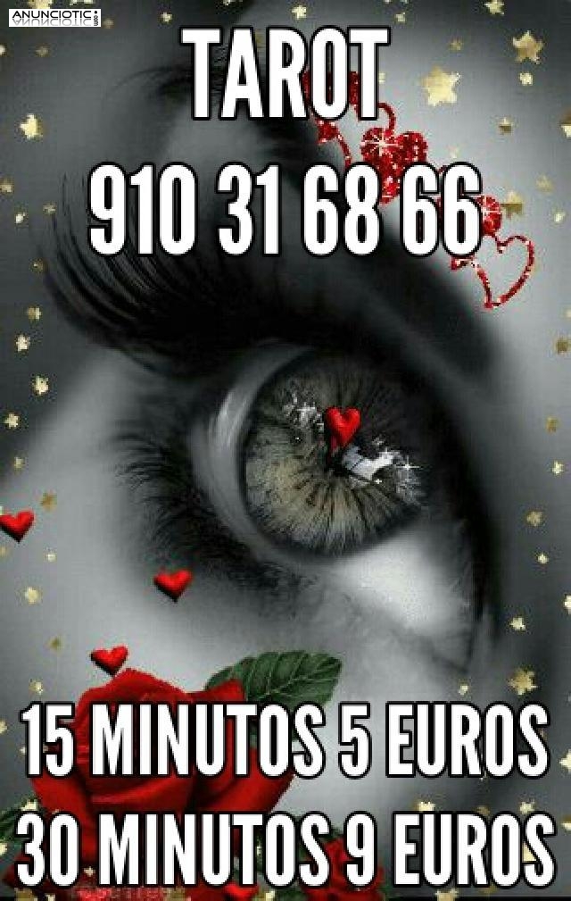 M&eacute;dium, vidente y tarotista 30 minutos 9 euros 