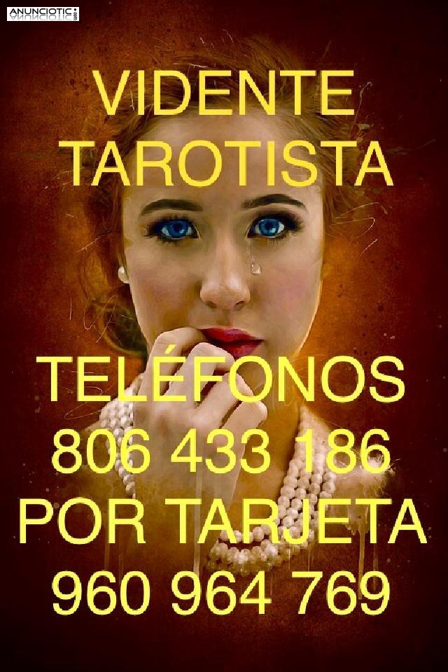La mejor vidente tarotista que acierte todo r&aacute;pida barata sin rodeos !!!