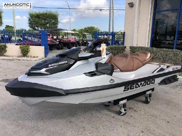 Compra motos acu&aacute;ticas nuevas y usadas