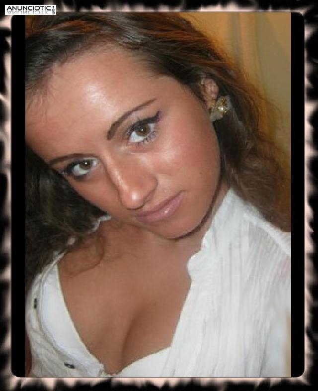 SEPARADA ATRACTIVA LINDOS PECHOS Y UN CULITO RESPINGON