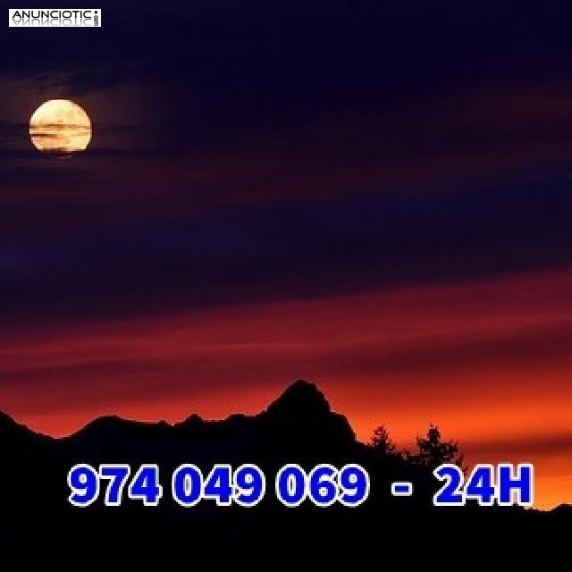 TAROTISTAS DIRECTAS Y CLARAS 4 MIN 15�