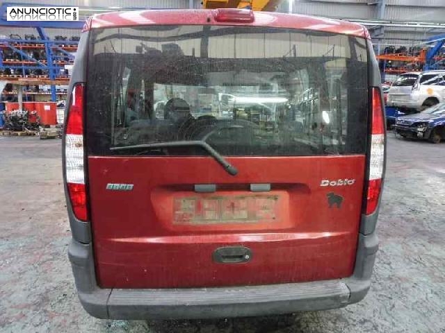 Puerta del. izq. de fiat - doblo