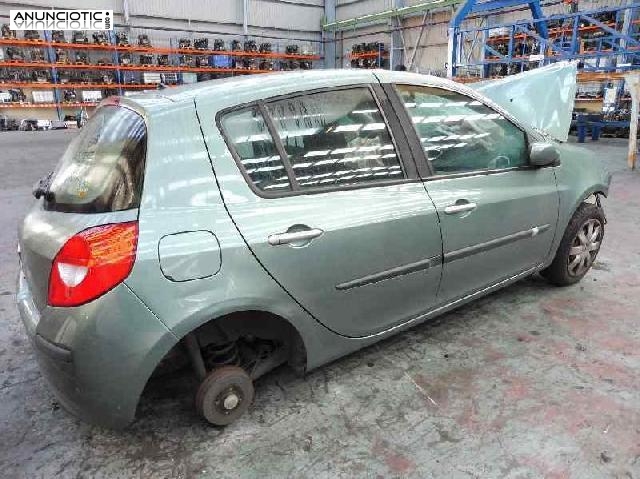 Piloto tra. der. de renault - clio