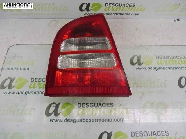 Piloto tra. izq. de skoda - octavia