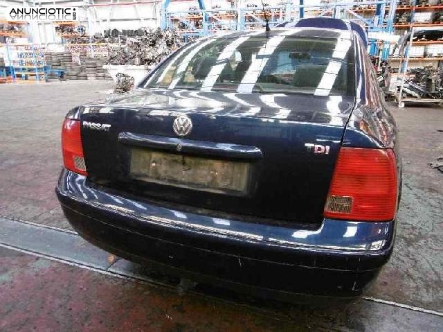 Puerta del. der. de volkswagen - passat 