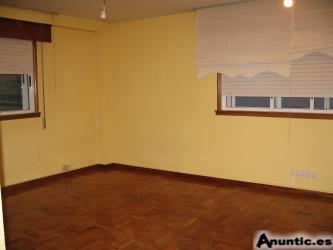 PISO EN URB. RIALTA-ARILLO,3DORM.,125.000�