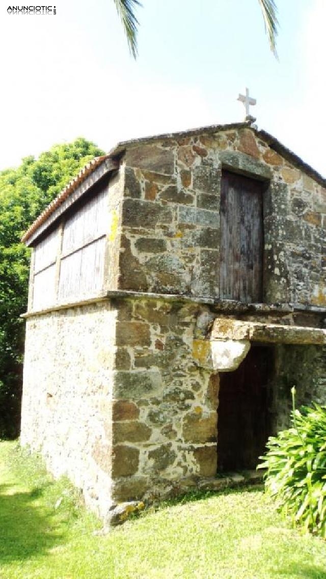 Se vende casa de piedra para restaurar a larach 