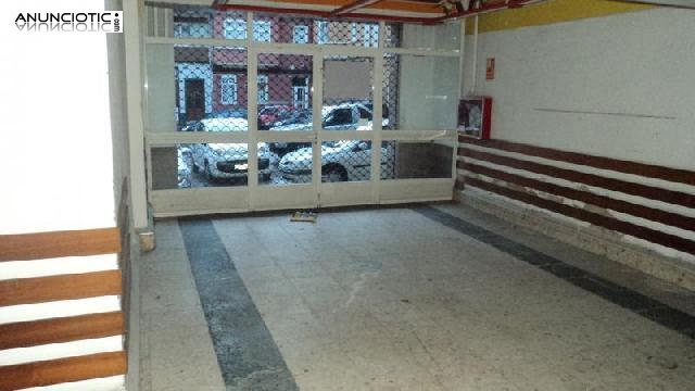 Se alquila local 600m2 di&aacute;fano ex supermercad 