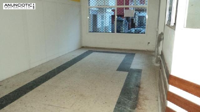 Se alquila local 600m2 di&aacute;fano ex supermercad 