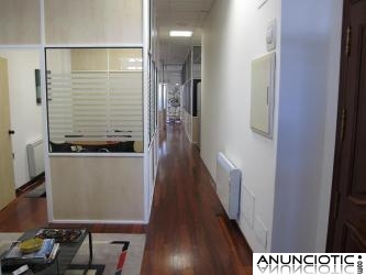 ALQUILO DESPACHOS EN LA PLAZA DE PONTEVEDRA (LA CORU&Ntilde;A). 