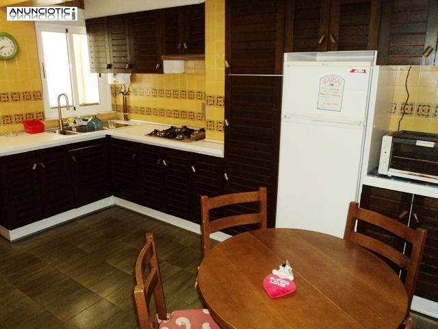 Alquilo 8 con ascensor 3 hab soleado en elvi&ntilde;a