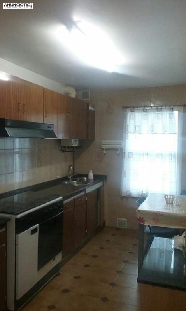 Econ&oacute;mico piso en vilaboa amueblado