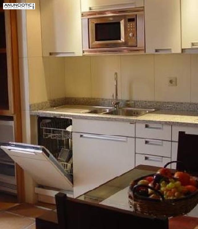 Piso 4 con 1 habitaci&oacute;n y ascensor