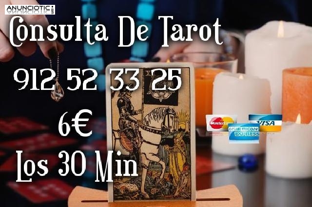 Descubre Tu Futuro A Trav&eacute;s del Tarot