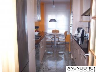 OPORTUNIDAD - Fant&aacute;stico &Agrave;tico-Duplex en GIRONA centro