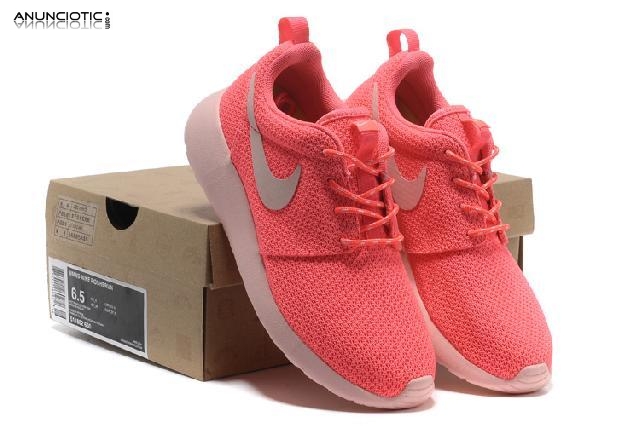 Vendemos camiseta de f&uacute;tbol de las mujeres de los hombres y .2013-14-15.16 