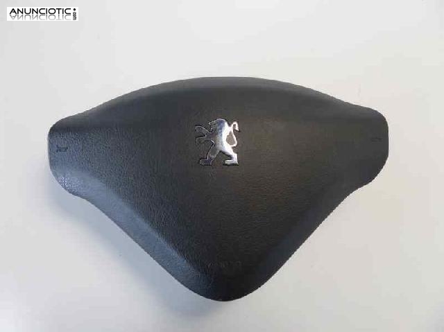 Salpicadero de peugeot - 207.