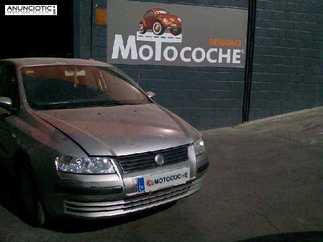 Porton trasero de fiat - stilo