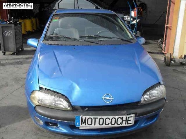 Porton trasero de opel - tigra