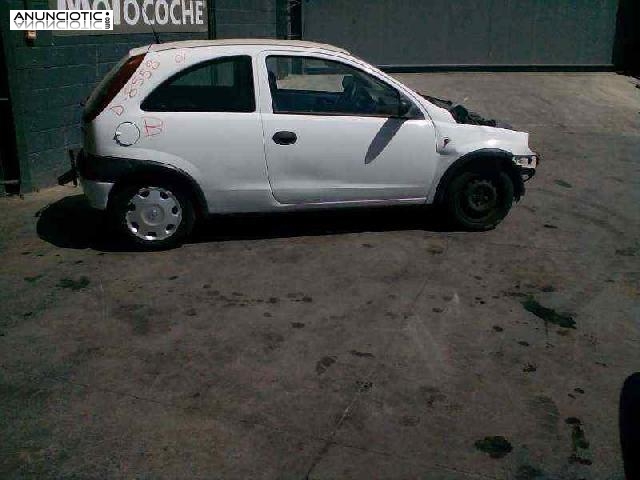 Bombin porton trasero de opel - corsa