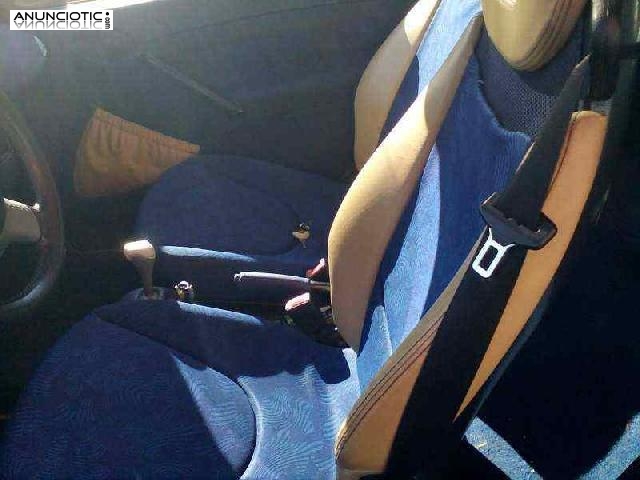 Bombin porton trasero de smart - coupe