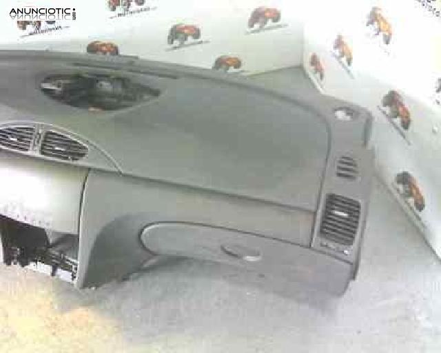 Salpicadero de renault - laguna. 155399