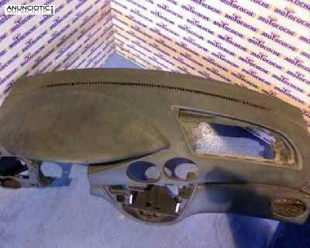 Salpicadero de ford - focus. 116705