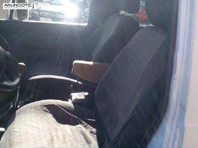 Salpicadero de mitsubishi - galloper. 