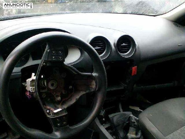 Salpicadero de seat - ibiza. 423393 